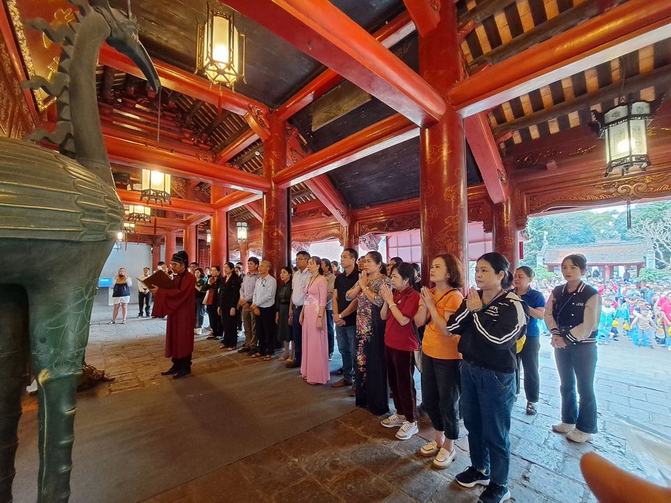 TRƯỜNG TH VÀ THCS HẠ BÌ- MỘT NGÀY TRẢI NGHIỆM NHIỀU CẢM XÚC VỚI DU LỊCH TRẢI NGHIỆM !