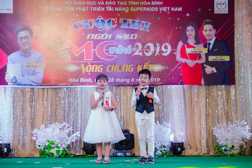 TUYỂN SINH LỚP MC NHÍ TÀI NĂNG