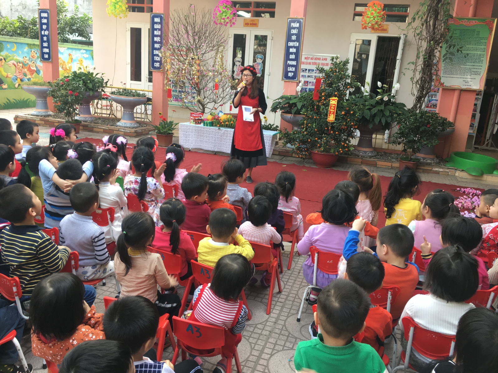 Bé vui đón Tết cùng Trường mầm non Đồng Tiến 