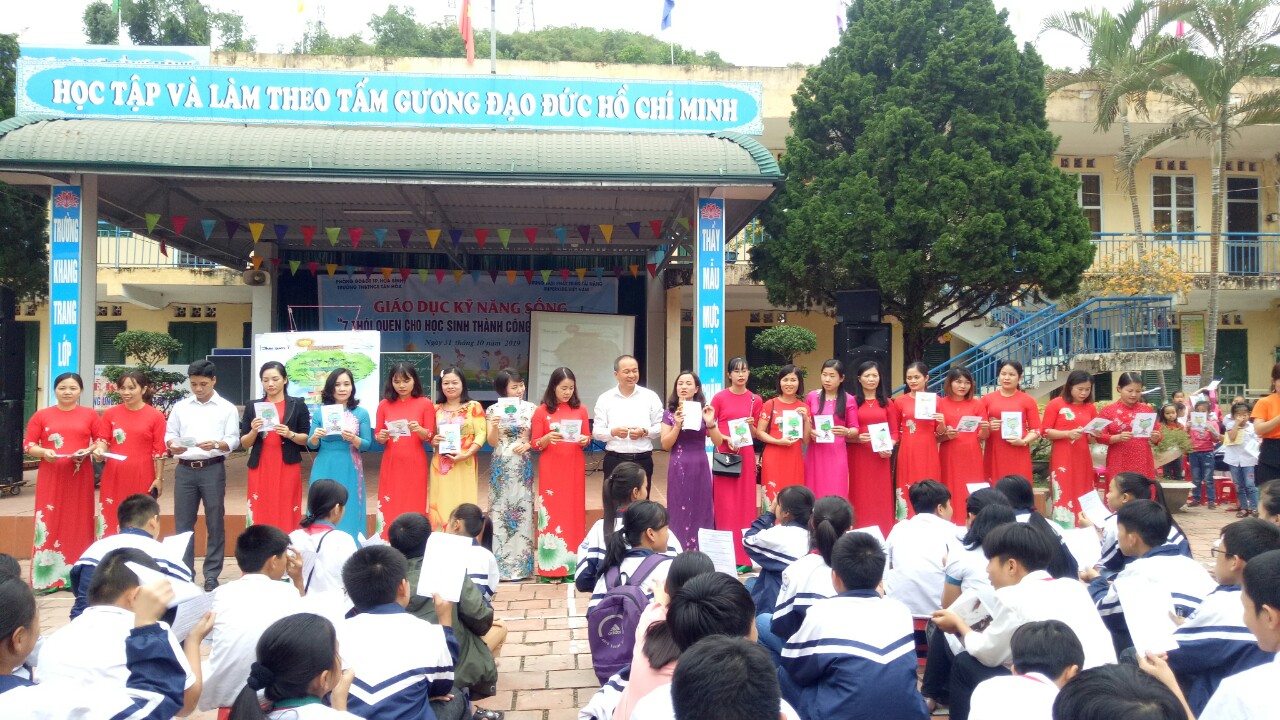 Trường TH&THCS Tân Hòa với chuyên đề kỹ năng sống 