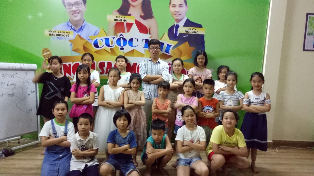 Lớp MC K10 - K11 - Diễn xuất cùng MC Đức Mạnh