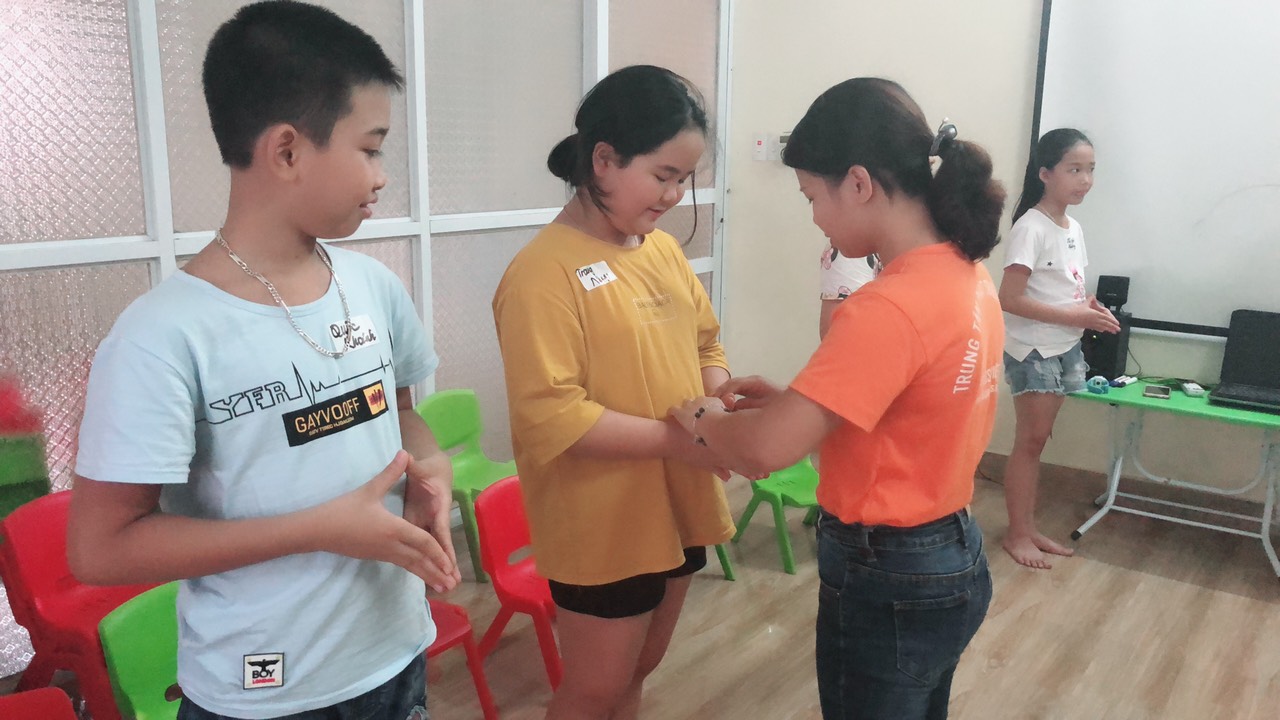 Khai giảng lớp MC Nhí K11 Superkids 