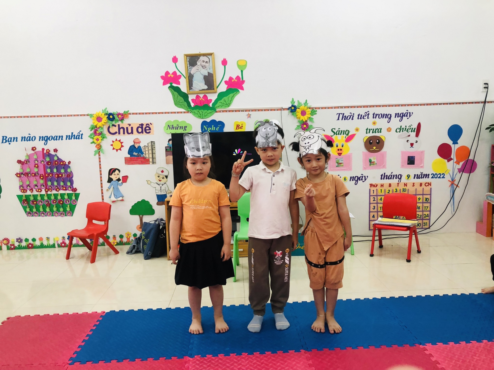 THỰC HÀNH DIỄN XUẤT CÙNG CÁC BÉ TRƯỜNG MẦM NON ĐỒNG TIẾN