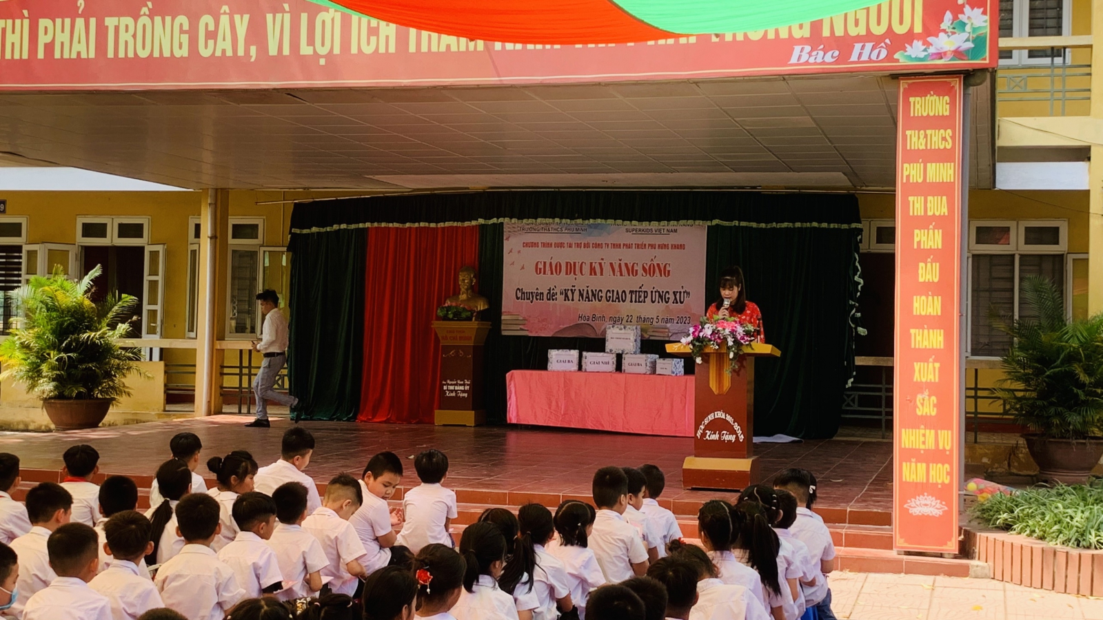 DỰ ÁN LIÊN KẾT HỢP TÁC CHUYÊN ĐÈ HƯỚNG NGHIỆP TẠI TRƯỜNG TH VÀ THCS PHÚ MINH, THÀNH PHỐ HÒA BÌNH.