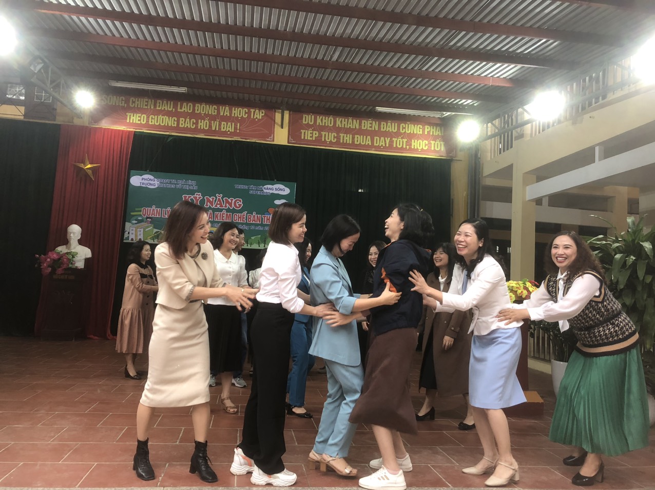 TRƯỜNG TH & THCS VÕ THỊ SÁU VỚI CHUYÊN ĐỀ 