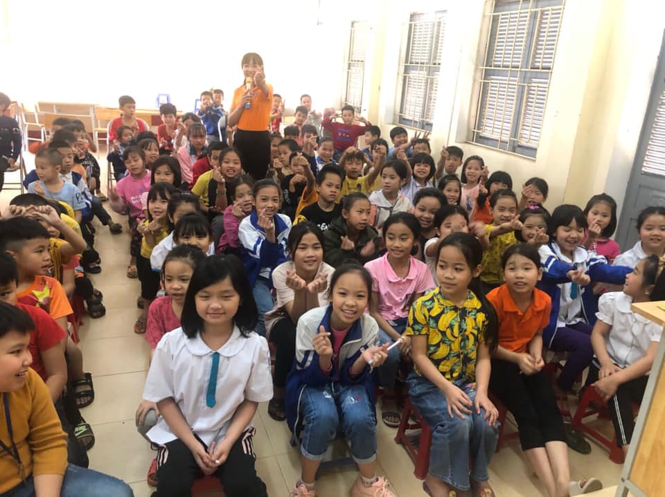 Cô và trò trường bán trú Thái Thịnh