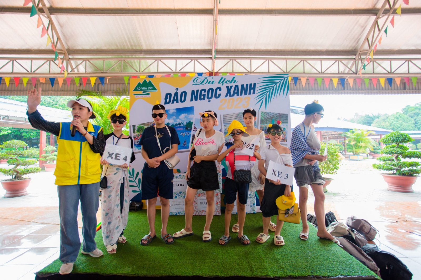 Hoạt động vui chơi teambuilding do ekip HDV của Trung tâm thực hiện.