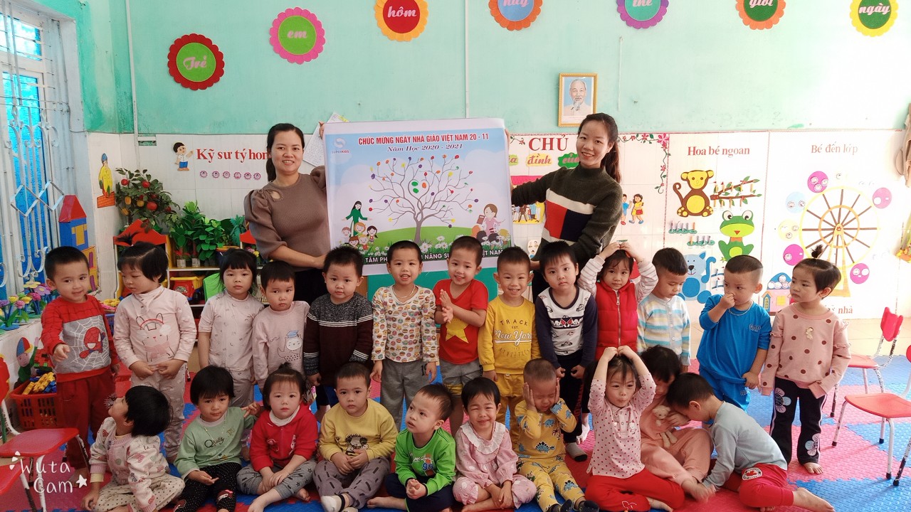 Cây yêu thương của các bạn trường mầm non Đồng Tiến