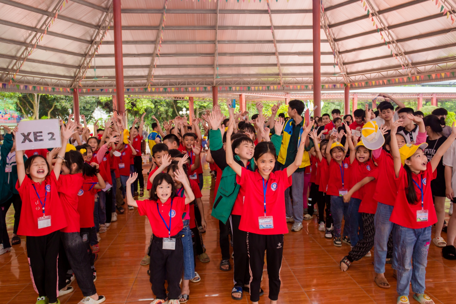 Hoạt động teambuilding sôi động và vui nhộn