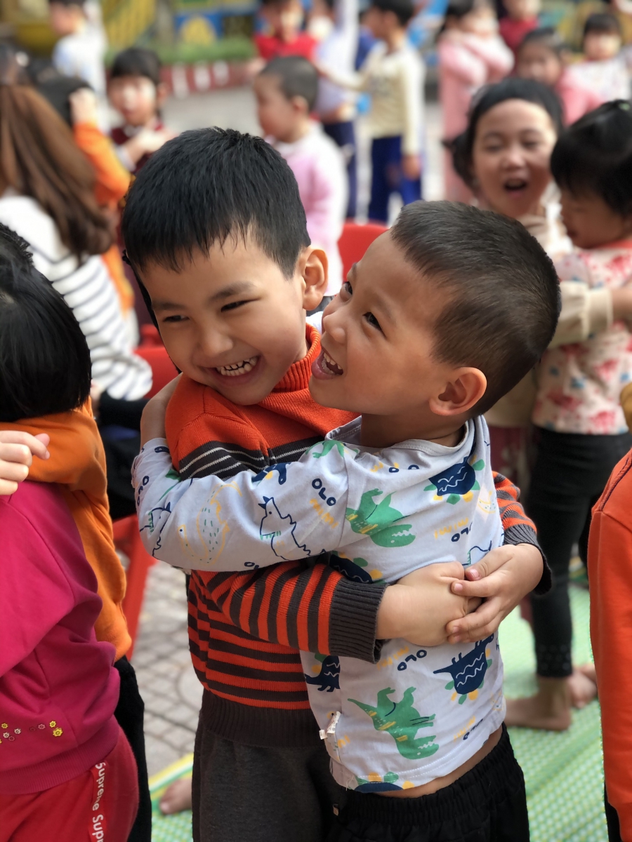 Chúng mình chơi trò chơi kết bạn