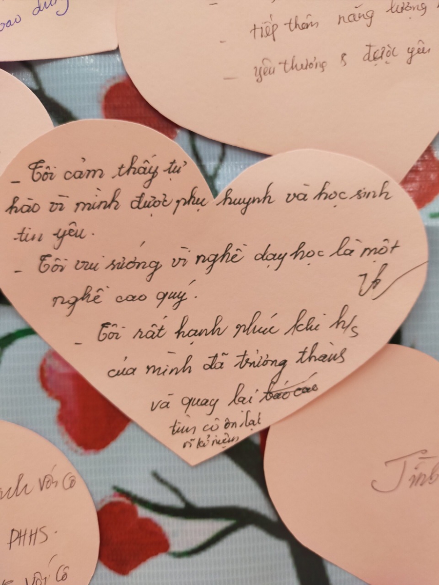 Điều tuyệt vời mà các thầy cô viết lên trái tim yêu thương.