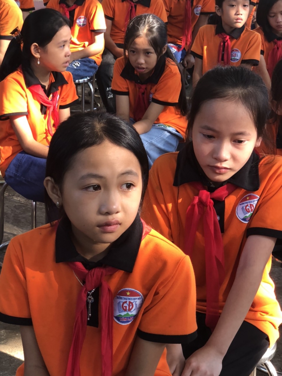 Những giọt nước mắt cảm ơn, xin lỗi, hối hận, chia sẻ... với cha mẹ của mình.