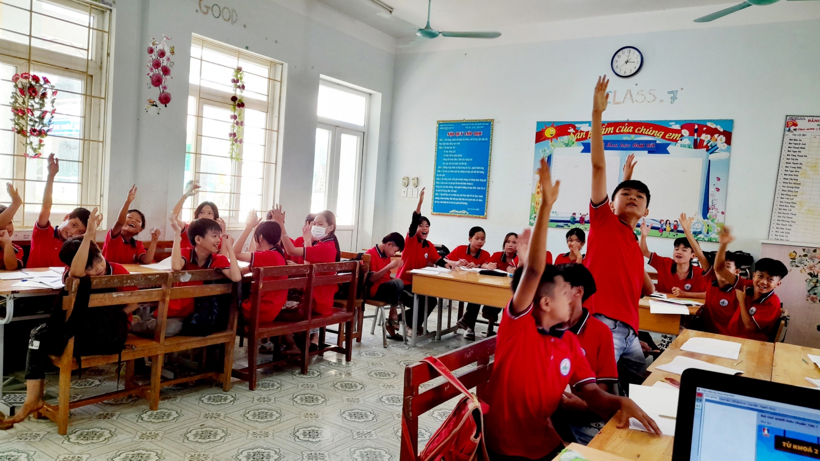 Học sinh tích cực trong các hoạt động. tiết học kỹ năng sống rất sôi nổi.