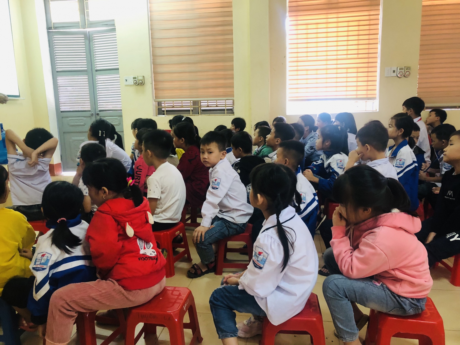 Tên chủ đề trên phần mềm kỹ năng sống GAIA với màu sắc thiết kế bắt mắt.