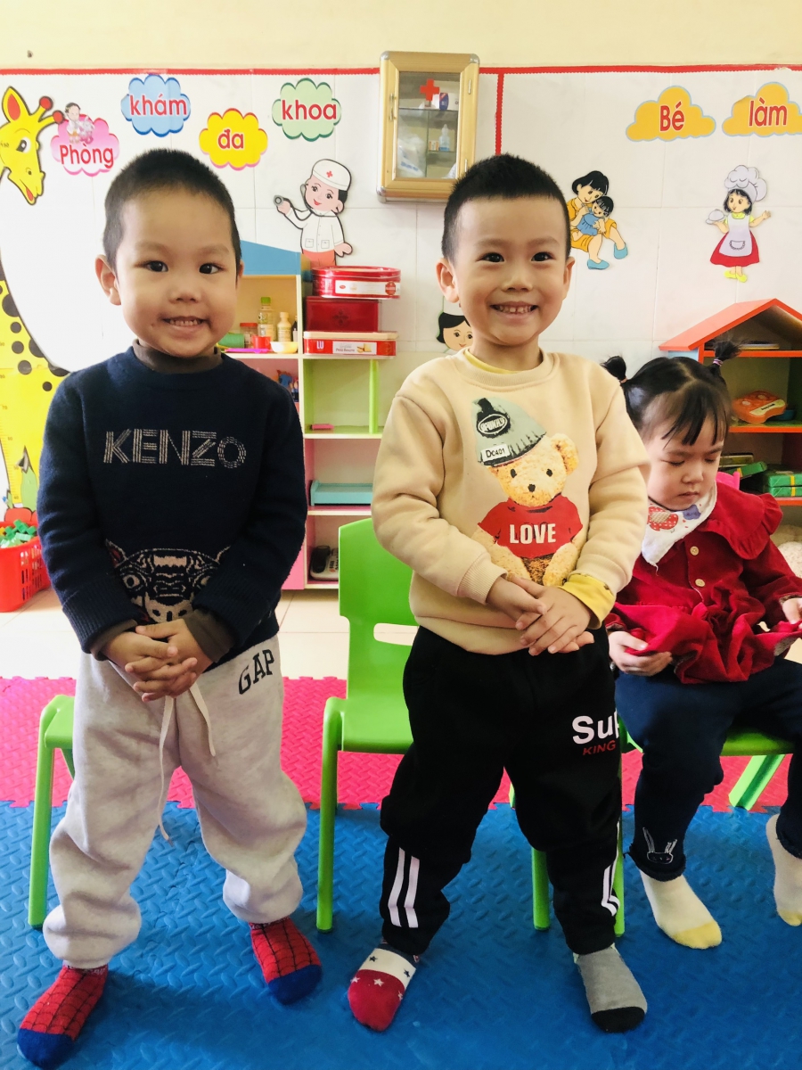 Tiết học giải phóng ngôn ngữ hình thể( tiết 1) lớp 3 tuổi_ Trường mầm non Đồng Tiến_tp.Hòa Bình